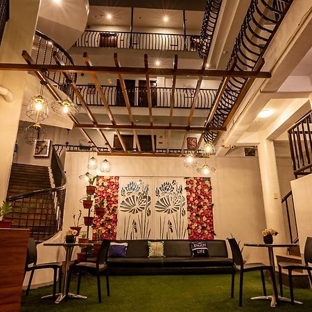 סבו Kiwi Hotel מראה חיצוני תמונה