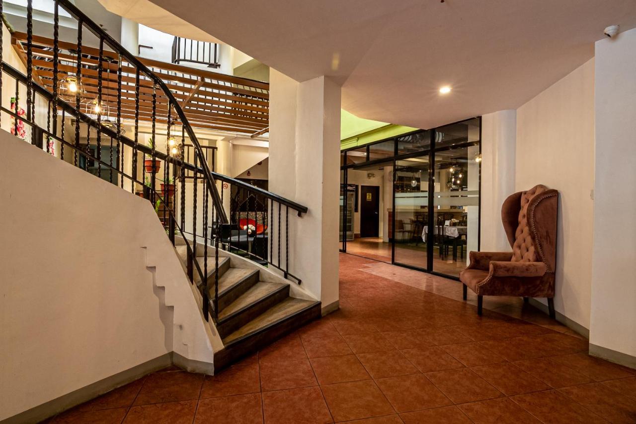 סבו Kiwi Hotel מראה חיצוני תמונה